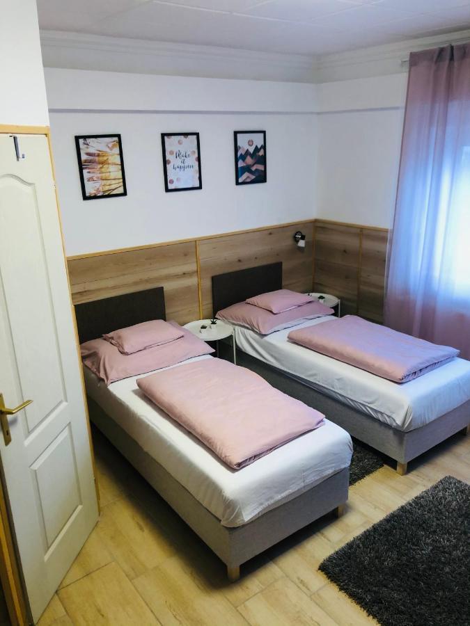 Hotel Melania Vendeghaz Balatonfőkajár Exteriér fotografie