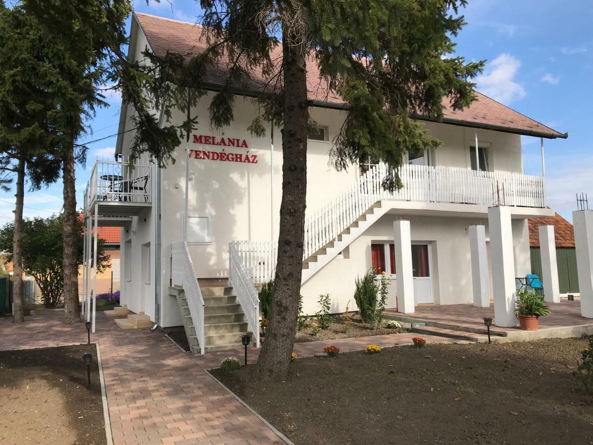 Hotel Melania Vendeghaz Balatonfőkajár Exteriér fotografie